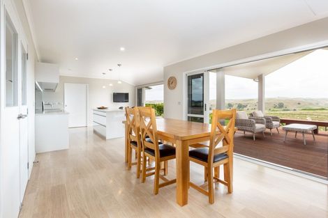 Photo of property in 127 Silverton Road, Poraiti, Napier, 4182