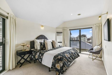 Photo of property in 3/67 Bolton Street, Kelburn, Wellington, 6012