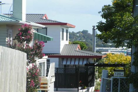 Photo of property in 1/120 Forrest Hill Road, Forrest Hill, Auckland, 0620