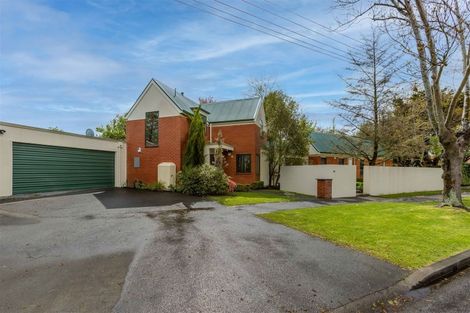 Photo of property in 90 Totara Street, Riccarton, Christchurch, 8041