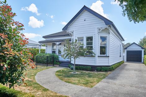 Photo of property in 11 Limbrick Street, Terrace End, Palmerston North, 4410
