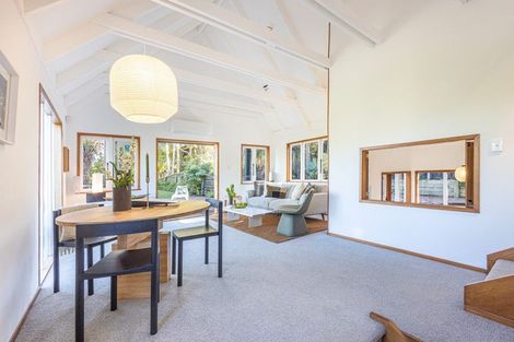 Photo of property in 27 Rosecamp Road, Beach Haven, Auckland, 0626