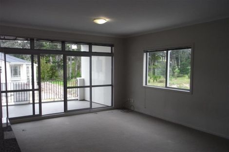 Photo of property in 3/11 Carlos Drive, Flat Bush, Auckland, 2016