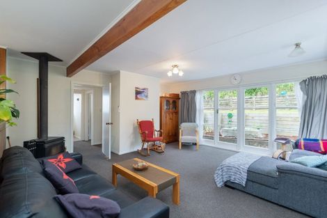 Photo of property in 9 Arene Grove, Titahi Bay, Porirua, 5022