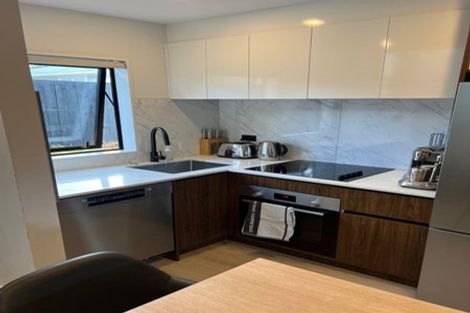 Photo of property in 5/72 Tiraumea Drive, Pakuranga, Auckland, 2010