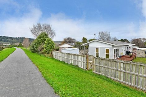 Photo of property in 22 Memphis Grove, Totara Park, Upper Hutt, 5018