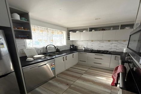 Photo of property in 11 Harania Avenue, Favona, Auckland, 2024