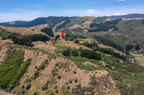 Photo of property in 105 Waterfall Road, Paraparaumu, 5032