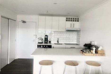 Photo of property in The Rennaissance, 5j/18 Ronwood Avenue, Manukau, Auckland, 2104