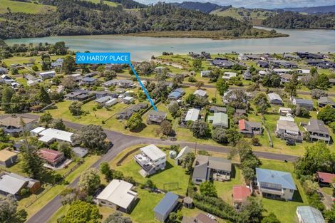 Photo of property in 20 Hardy Place, Cooks Beach, Whitianga, 3591