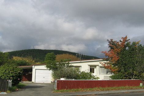 Photo of property in 17 Sunshine Avenue, Paraparaumu, 5032