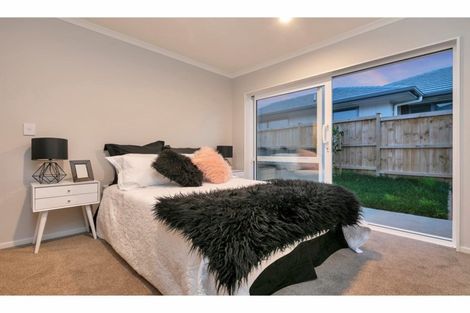 Photo of property in 31 Nellie Drive, Kumeu, 0810