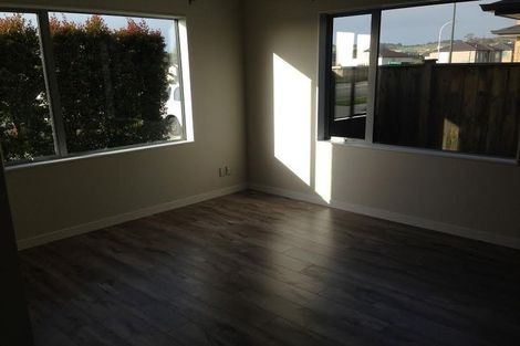 Photo of property in 55 Kerrykeel Drive, Flat Bush, Auckland, 2019