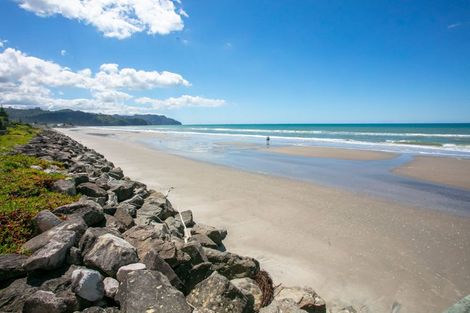 Photo of property in 22 The Loop, Waihi Beach, 3611
