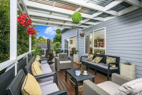 Photo of property in 33 Verran Road, Birkenhead, Auckland, 0626
