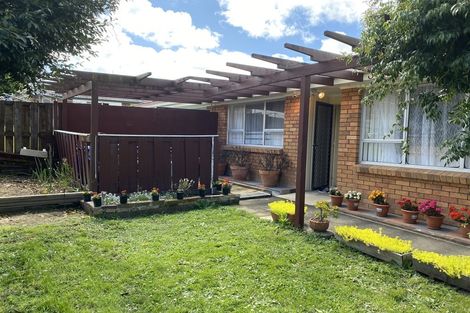 Photo of property in 1/22 La Perouse Street, Botany Downs, Auckland, 2010