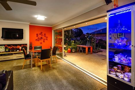 Photo of property in 79 Acacia Avenue, Rangiora, 7400