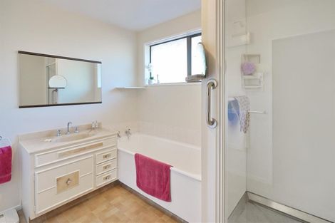 Photo of property in 1/107 Hawthornden Road, Avonhead, Christchurch, 8042