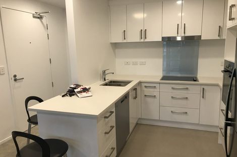 Photo of property in Apollo Apartments, 201/46 Rosedale Road, Rosedale, Auckland, 0632