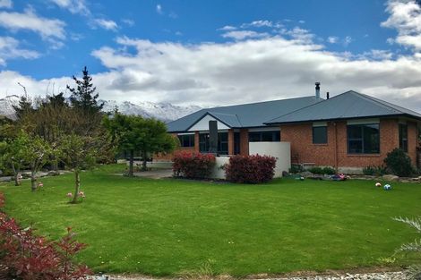 Photo of property in 4 Pisa Moorings Road, Mount Pisa, Cromwell, 9383
