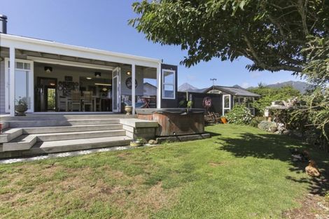 Photo of property in 1444 Carrington Road, Hurworth, New Plymouth, 4371