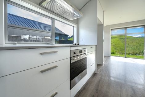 Photo of property in 36 Huntaway Close, Stoke, Nelson, 7011