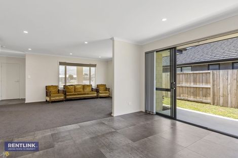 Photo of property in 10 Fearnley Grove, Pyes Pa, Tauranga, 3112