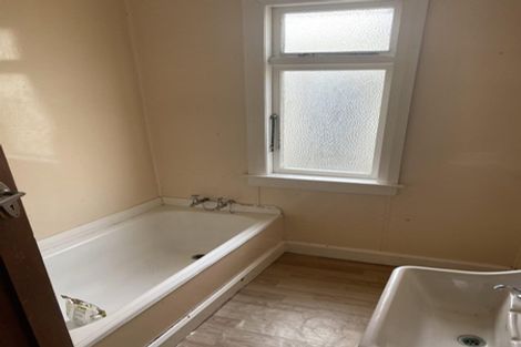 Photo of property in 142 Broadway, Marton, 4710