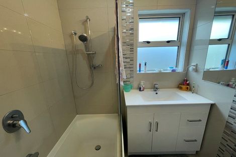 Photo of property in 8 Wyman Place, Pakuranga Heights, Auckland, 2010