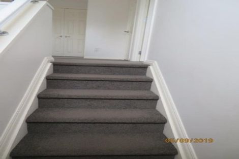 Photo of property in 3a Trelawn Place, Cockle Bay, Auckland, 2014