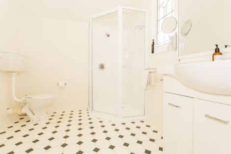 Photo of property in 1/414 Memorial Avenue, Burnside, Christchurch, 8053