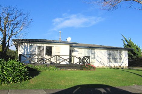 Photo of property in 11 John F Kennedy Drive, Milson, Palmerston North, 4414