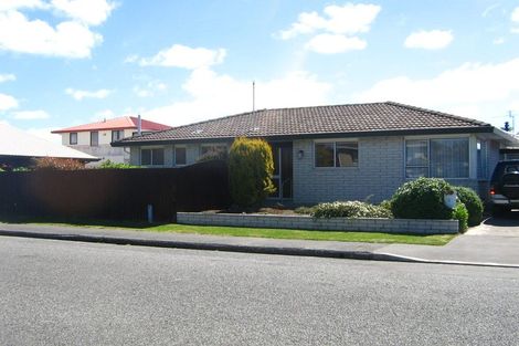 Photo of property in 2/3 Corfe Street, Ilam, Christchurch, 8041