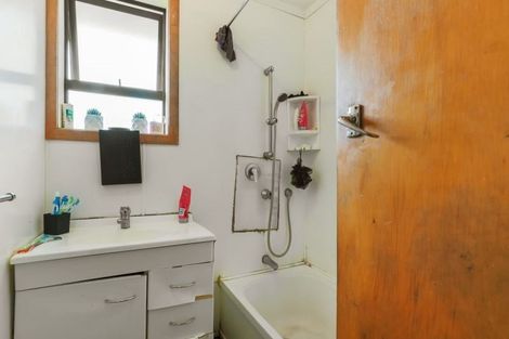 Photo of property in 11 Parker Crescent, Otara, Auckland, 2023