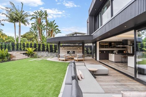 Photo of property in 98 Paritai Drive, Orakei, Auckland, 1071