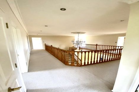 Photo of property in 7 Kawai Rise, Te Atatu Peninsula, Auckland, 0610