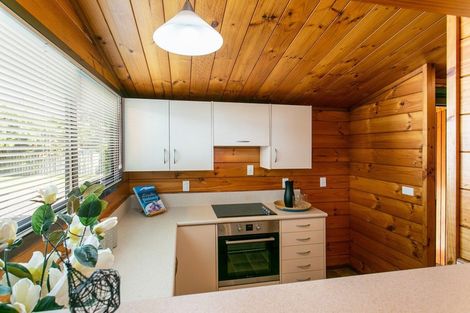 Photo of property in 27a Hamilton Road, Cambridge, 3434