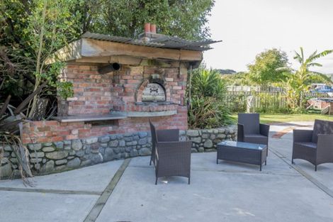 Photo of property in 217 Muhunoa Road West, Ohau, Levin, 5570