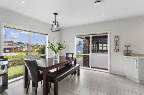 Photo of property in 9 Culver Terrace, Howick, Auckland, 2014
