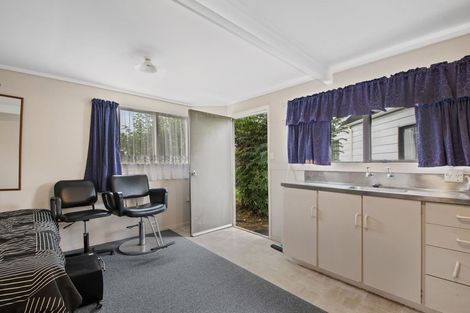 Photo of property in 33 Pohutukawa Drive, Owhata, Rotorua, 3010