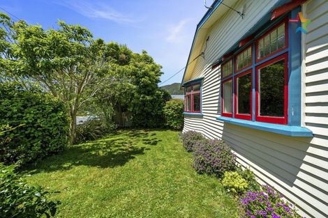 Photo of property in 10a Heath Grove, Waiwhetu, Lower Hutt, 5010