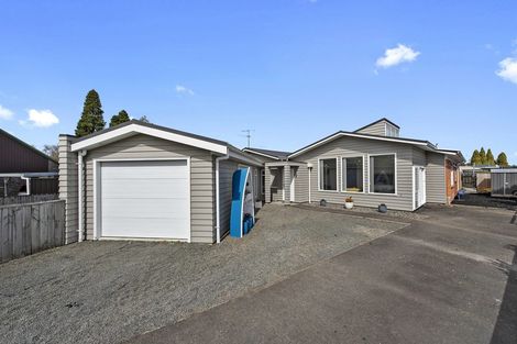 Photo of property in 14 Gordon Street, Hillcrest, Hamilton, 3216