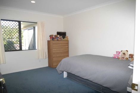 Photo of property in 4 Lorna Irene Drive, Raumati South, Paraparaumu, 5032