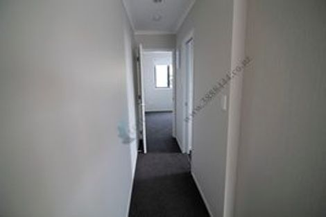 Photo of property in 104 Bowhill Road, New Brighton, Christchurch, 8083