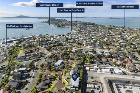 Photo of property in 11 Icarus Place, Half Moon Bay, Auckland, 2012