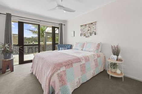 Photo of property in 28 Hawaiian Parade, Arkles Bay, Whangaparaoa, 0932