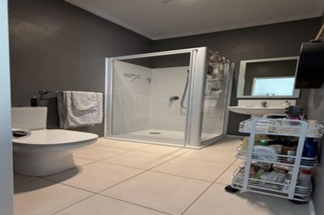 Photo of property in 35 Birkdale Road, Birkdale, Auckland, 0626