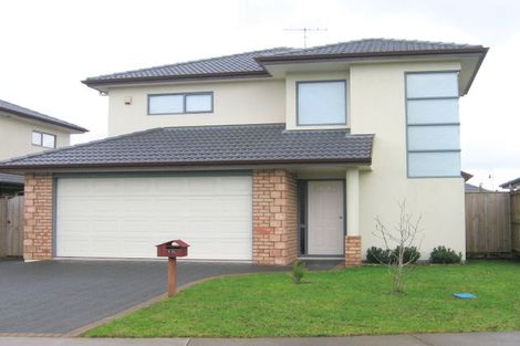 Photo of property in 10 Kalberry Place, East Tamaki, Auckland, 2016