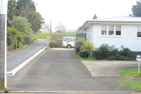 Photo of property in 27 Mccracken Avenue, Hillcrest, Hamilton, 3216