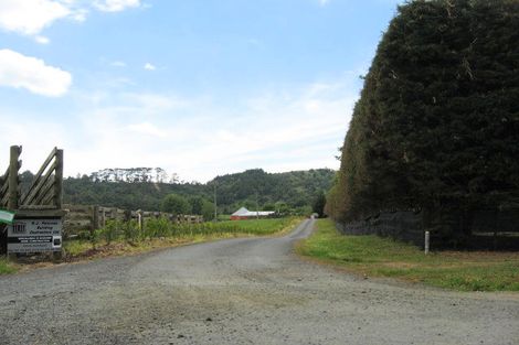 Photo of property in 310 Matua Road, Kumeu, 0891